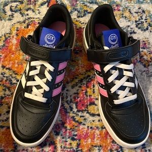 Mens Adidas Forum Low “the world needs love” sneakers, Mens 9